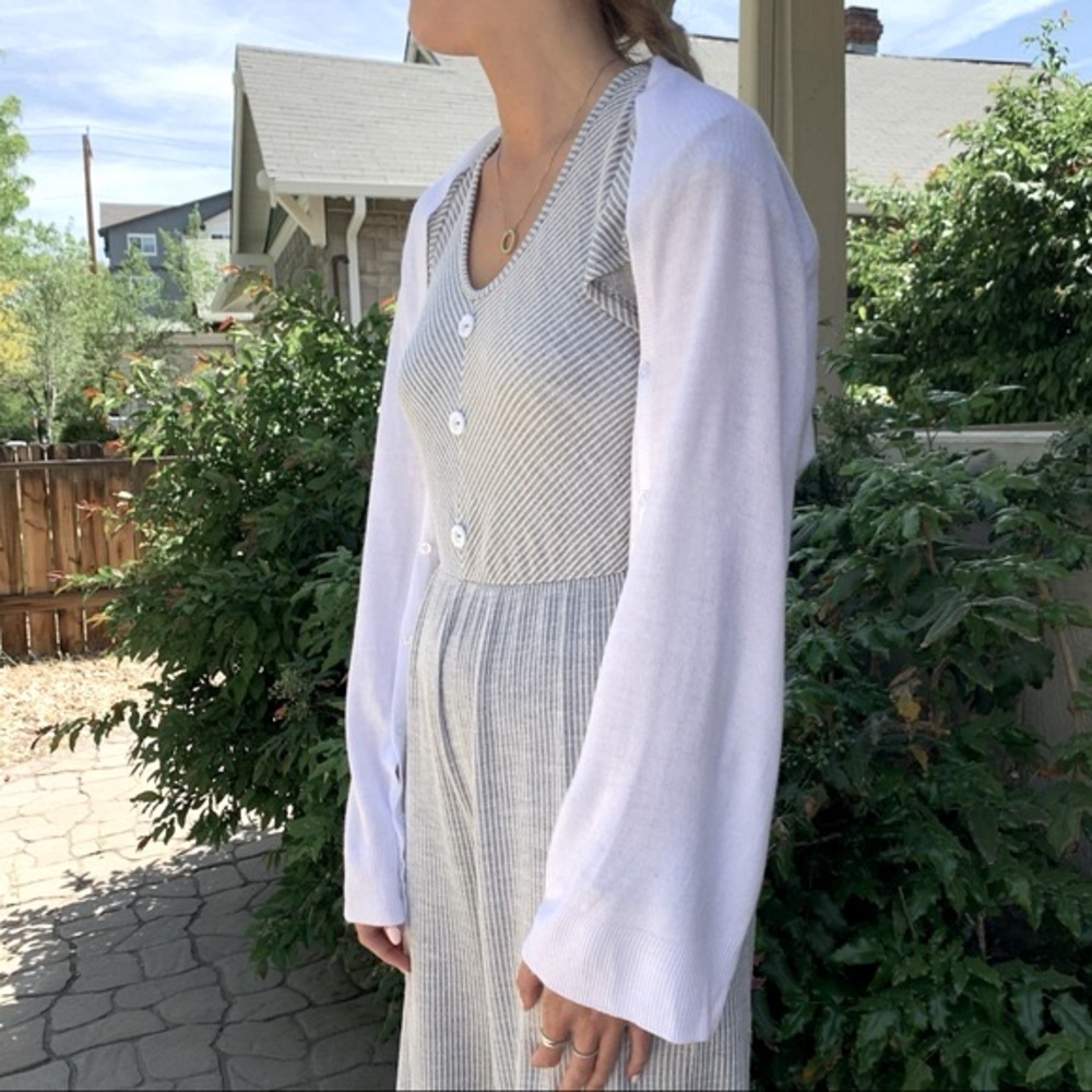 Simply Noelle White Cropped Cardigan Sweater | OS